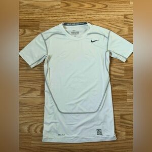 Nike Pro Combat Dri-FIT Compression Shirt Men’s Medium | White Gray Stitch
